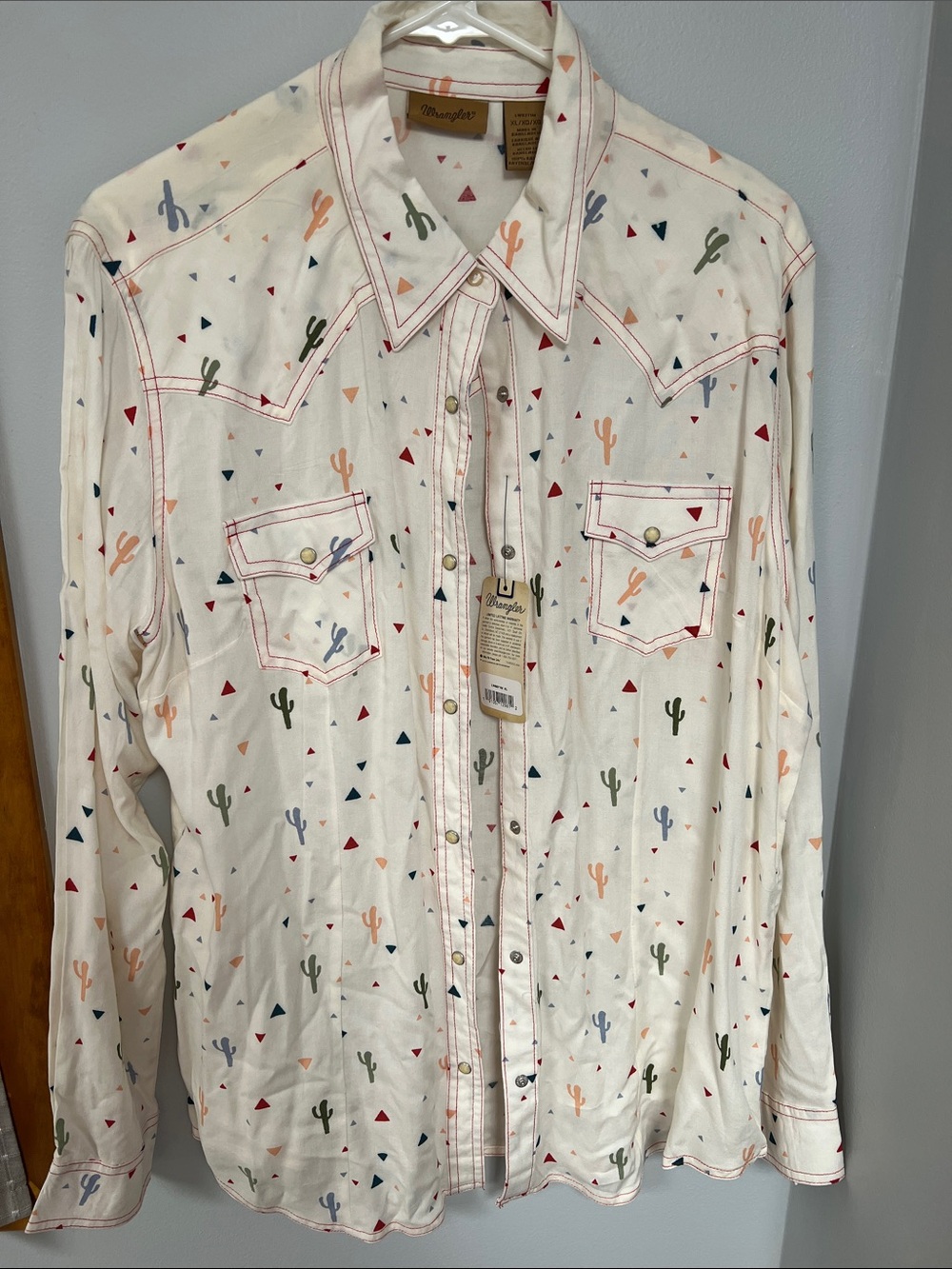 Wrangler Cream Western Button-Down Shirt with Multicolor Cactus Print